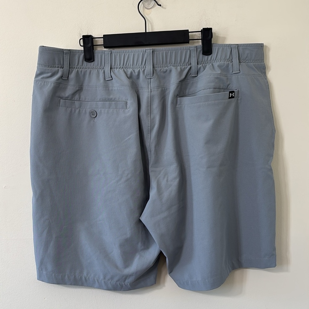 Under Armour Men’s Tech Golf Shorts 9” Gray Size 40 - Picture 4 of 6
